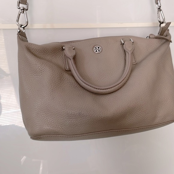 Tory Burch Britten Small used with minor wear in great condition